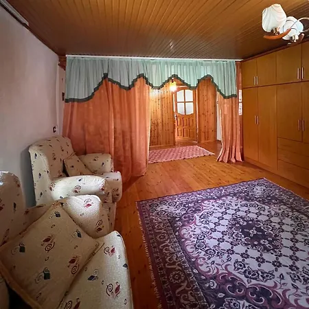 Privatunterkunft Goni Tepelene